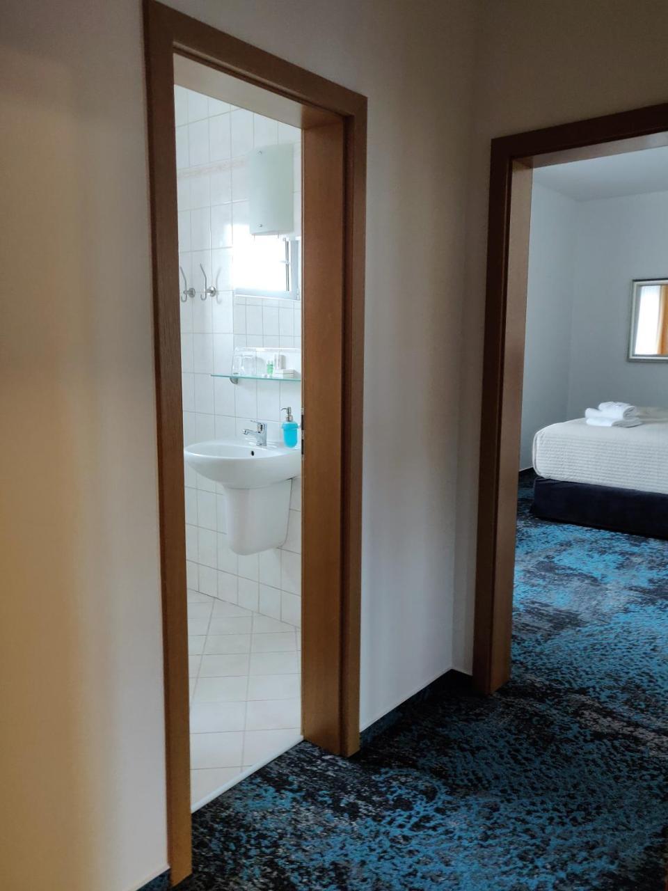 Oya Hotel Praha